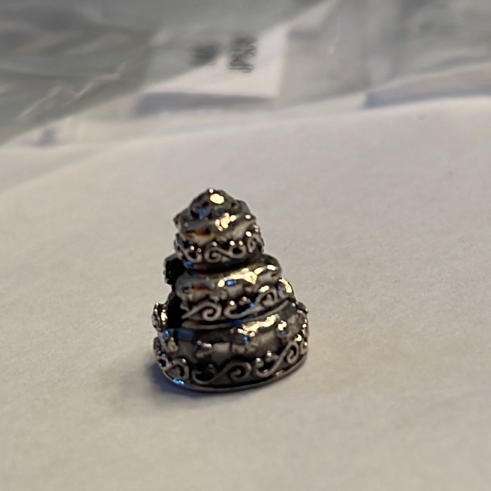 PANDORA STYLE BEAD WEDDING CAKE FULLY DECORATED IN SS